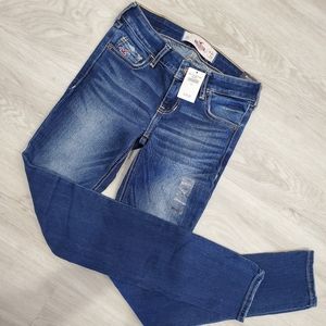 Hollister Super Skinny Jeans NWT